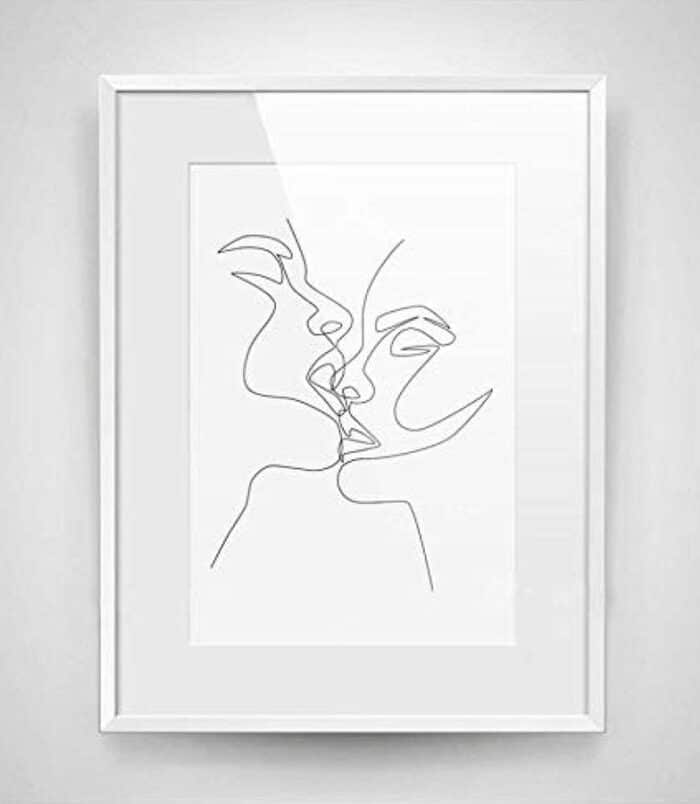 Dibujo de lineas pareja besándose